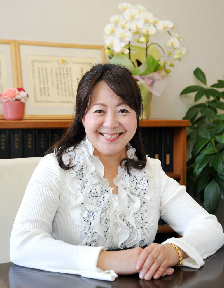 代表弁護士 春田久美子
